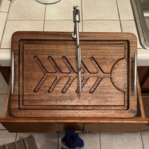 Goodwood Tropical Walnut Meat and Fish Carving Cutting Board 18" x 12"